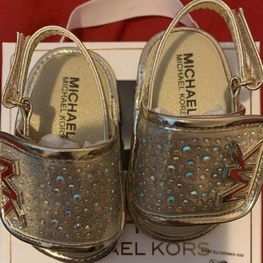 Michael kors baby sandals - Picture 2 of 4